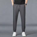 Calça Esportiva Masculina com Zíper nos Bolsos