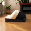 Pantufa Feminina em Camurça Forrada em Lã para Inverno