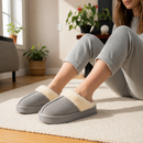 Pantufa Feminina em Camurça Forrada em Lã para Inverno