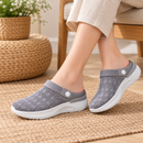
Tênis Mule Feminino em Malha Respirável com Tira Ajustável
