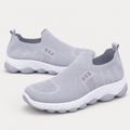 Tênis Slip On Feminino em Malha Respirável com Solado Alto