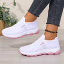 Tênis Slip On Feminino em Malha Respirável com Solado Alto
