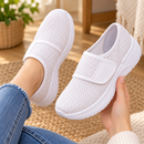 Tênis Slip On Feminino em Malha Respirável com Velcro