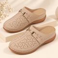 Tamanco Mule Feminino Confortável com Detalhes Florais e Fivela