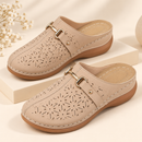 Tamanco Mule Feminino Confortável com Detalhes Florais e Fivela